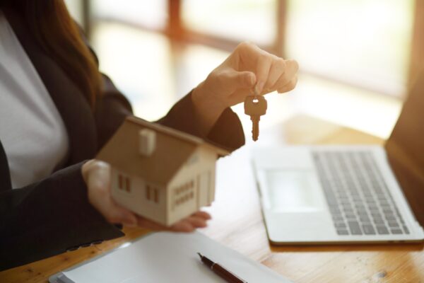 Integrating Your Digital Assets into Your Estate Plan